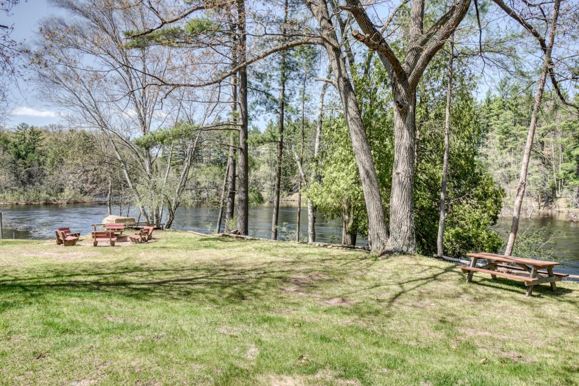 Edgewater Resort Айрон-Маунтин Экстерьер фото